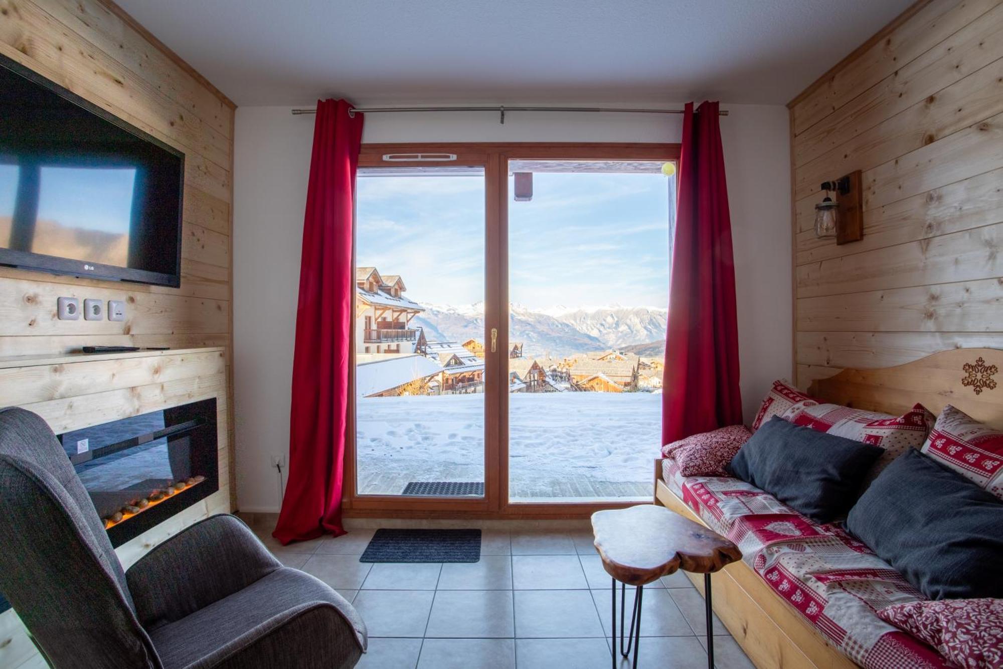 Cosy Cottage 1800 - Pied Des Pistes - Piscine, Sauna, Parking Privee Les Orres Exterior photo